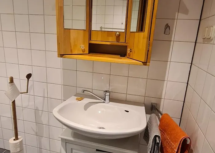 Luessishausen Im Luesserttal Mit 140M2 Und Glasfaser-Dsl Feriehus *